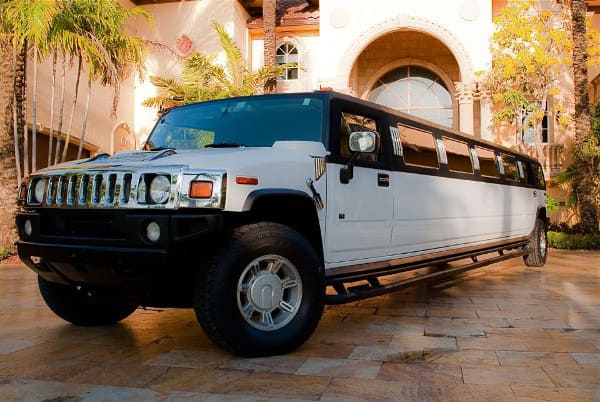 Goodyear Hummer Limos