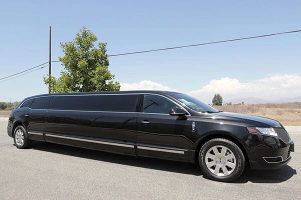 Goodyear Lincoln Mkt Limos